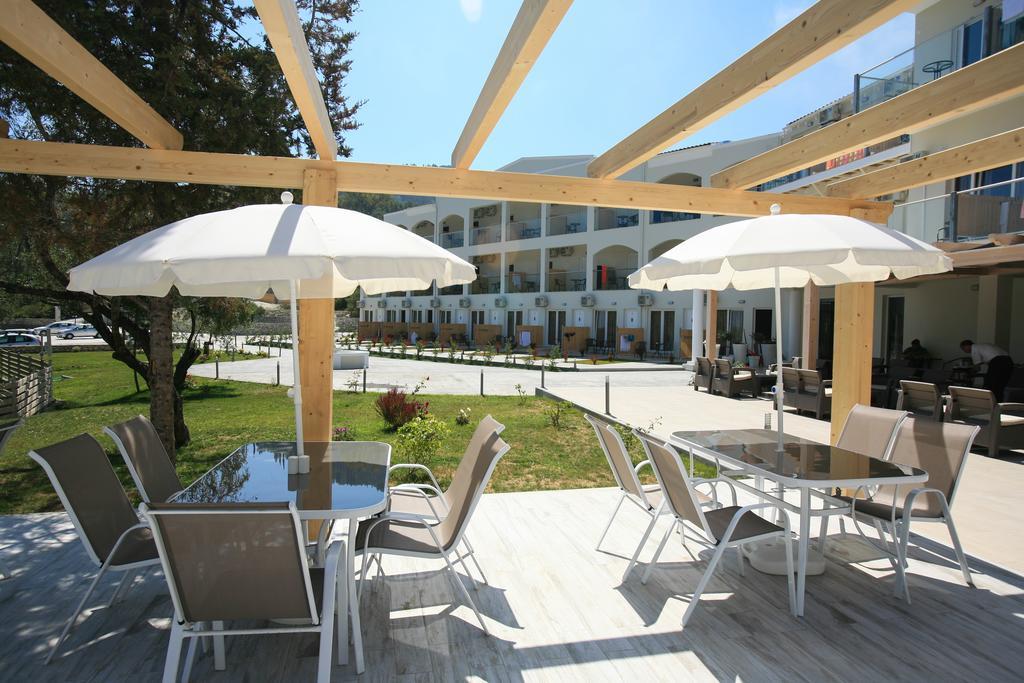 Saint George Palace Agios Georgios Pagon Exterior foto