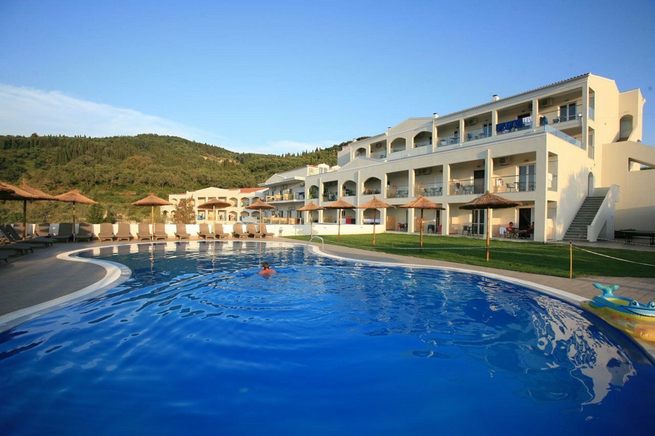 Saint George Palace Agios Georgios Pagon Exterior foto
